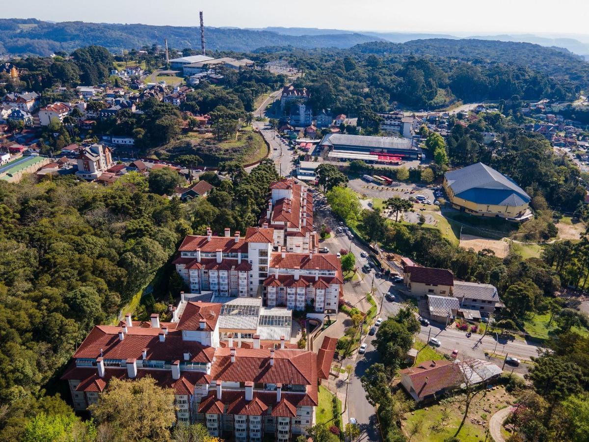 Apto No Centro De Gramado Com Piscina Termica Экстерьер фото